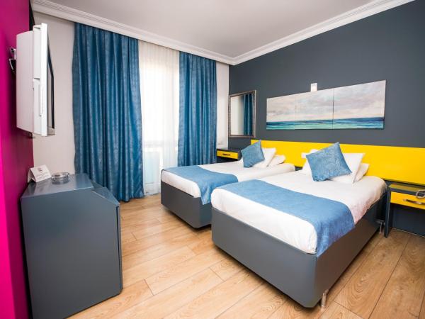 Mera Park Hotel : photo 1 de la chambre chambre lits jumeaux