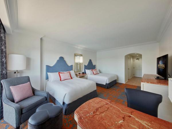Universal's Loews Portofino Bay Hotel : photo 2 de la chambre chambre avec 2 lits queen-size - vue sur jardin (coupe file universal express unlimited gratuit inclus)