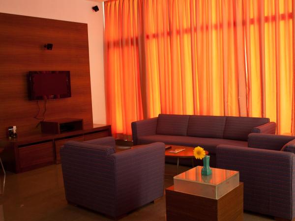 Hotel Parc Estique : photo 9 de la chambre milano 1.5 bhk apartment with 2-way airport transfer