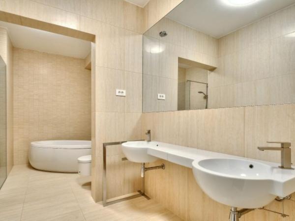 Perla Resort : photo 4 de la chambre chambre triple de luxe avec balcon et vue sur la mer