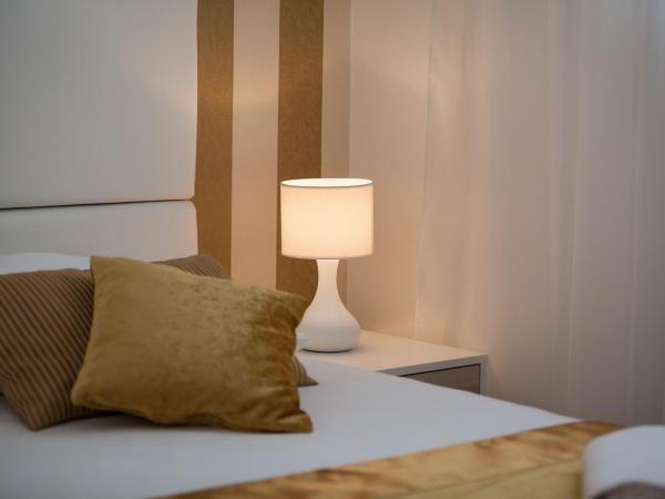 Perla Resort : photo 8 de la chambre appartement 1 chambre avec balcon et vue sur mer