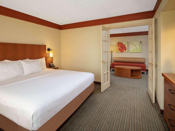 La Quinta by Wyndham Atlanta Ballpark/Galleria : photo 4 de la chambre suite 1 chambre lit king-size - non-fumeurs