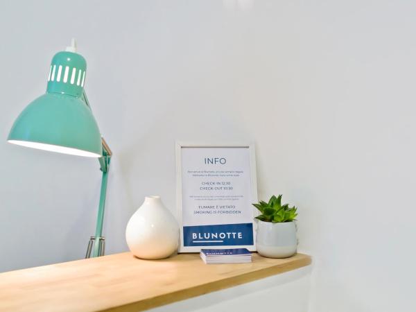 Blunotte Torino - Piazza Castello : photo 9 de la chambre chambre double avec salle de bains privative