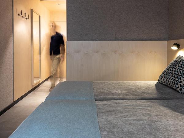 Hotel Raval House : photo 4 de la chambre chambre double ou lits jumeaux standard