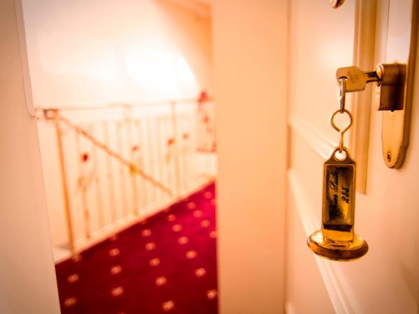 Zur Weinsteige : photo 9 de la chambre suite junior dépendance