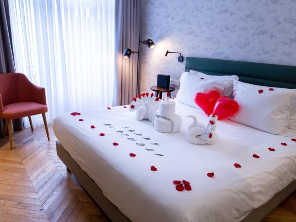 Hotel Perrin - former Carlton : photo 2 de la chambre chambre double supérieure