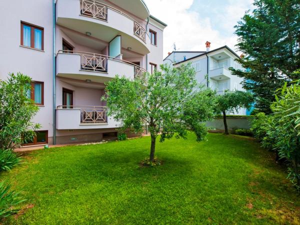 Apartments and Rooms Camaiore : photo 4 de la chambre appartement 1 chambre avec balcon