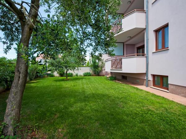 Apartments and Rooms Camaiore : photo 5 de la chambre appartement 1 chambre avec balcon