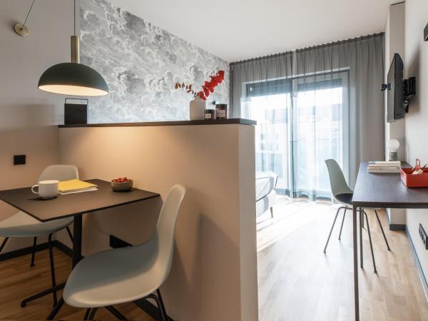 ipartment Frankfurt Airport : photo 3 de la chambre studio