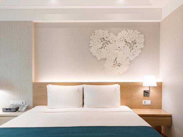 Holiday Inn Bangkok, an IHG Hotel : photo 4 de la chambre chambre standard