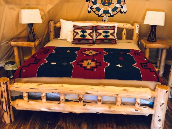 Orr Family Farm & RR, LLC : photo 1 de la chambre tipi