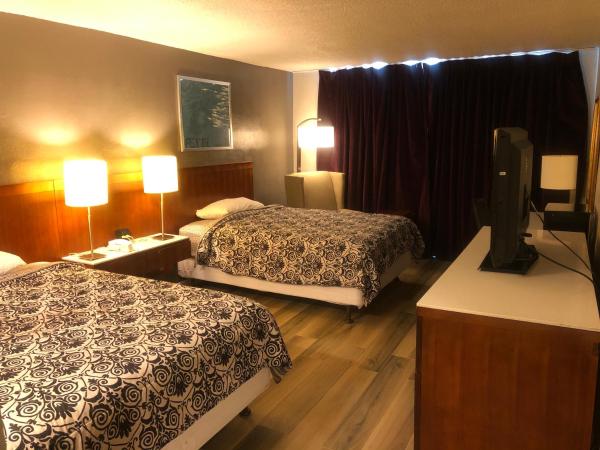 Western Inn : photo 5 de la chambre chambre double avec 2 lits doubles