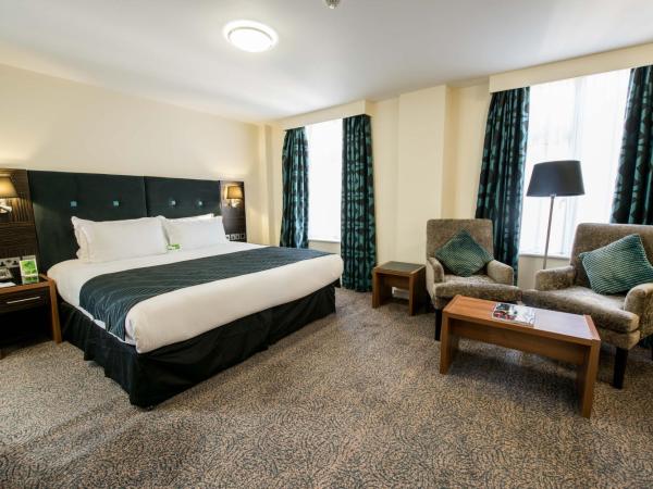 Holiday Inn London Kensington High St., an IHG Hotel : photo 7 de la chambre suite lit king-size