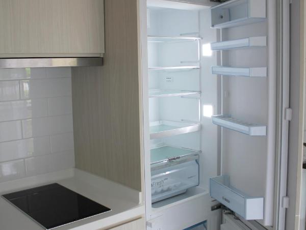 Shipping Container Hotel at Haw Par Villa GoogleMap Address 27 Zehnder Road Taxi and cars can only enter via Zehnder Road : photo 6 de la chambre studio standard