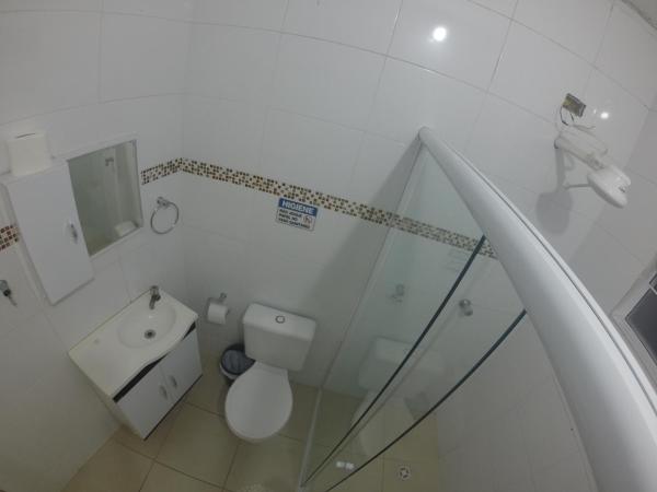 Hostel Ipê : photo 6 de la chambre chambre double avec salle de bains privative