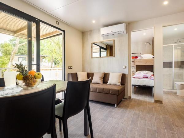 Premium Camping Homes Santa Marina, Lanterna : photo 8 de la chambre mobile home 2 chambres premium relax