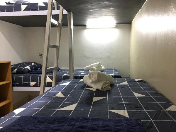 Thian Siong Inn : photo 3 de la chambre chambre quadruple Économique avec salle de bains commune