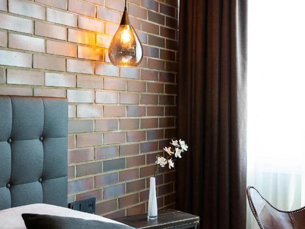 LOFTSTYLE Hotel Hannover, Best Western Signature Collection : photo 6 de la chambre chambre affaires avec lit queen-size et vue