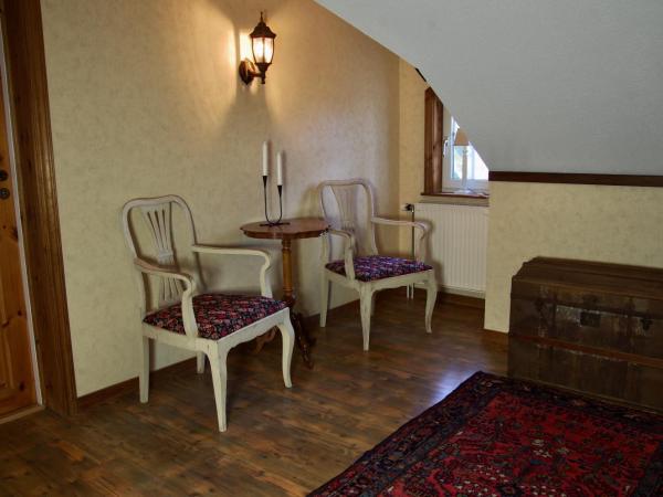 Hidingsta gård B&B : photo 2 de la chambre chambre double avec toilettes communes