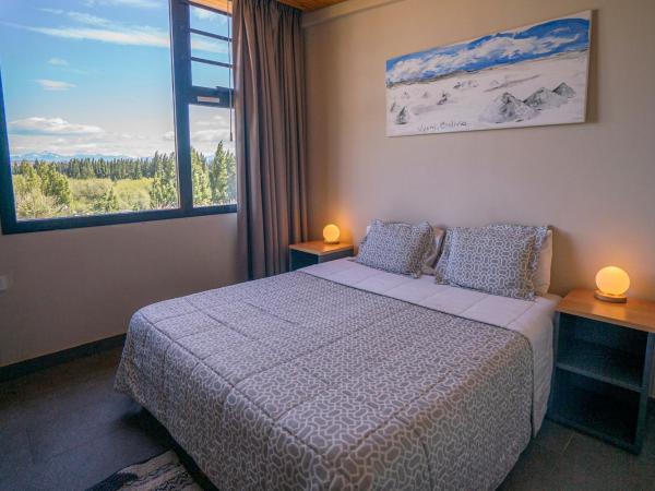 America Del Sur Calafate Hostel : photo 1 de la chambre chambre double - vue sur montagne