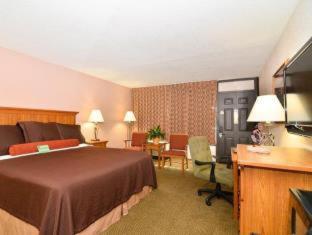 Best Western Plus Saddleback Inn and Conference Center : photo 5 de la chambre room #52206041