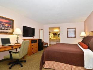 Best Western Plus Saddleback Inn and Conference Center : photo 6 de la chambre room #52206041