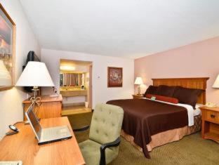 Best Western Plus Saddleback Inn and Conference Center : photo 9 de la chambre room #52206043