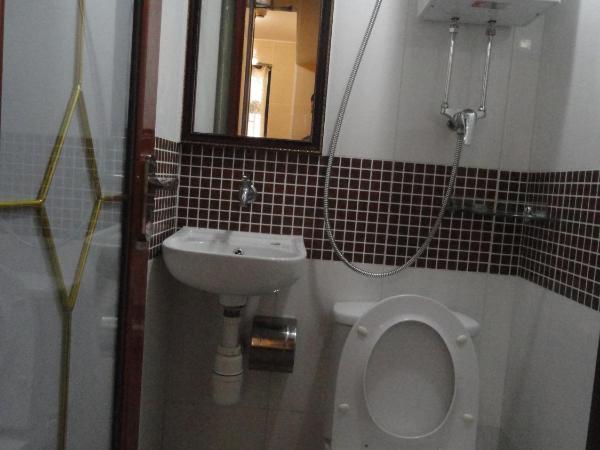 Davao Hostel Block D RECEPTION 10TH FLOOR : photo 6 de la chambre chambre simple deluxe