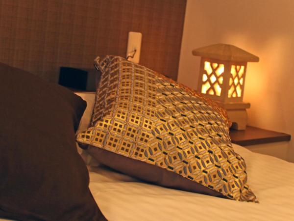 Hotel 3 O'Clock Tennoji : photo 3 de la chambre chambre double avec salle de bains privative