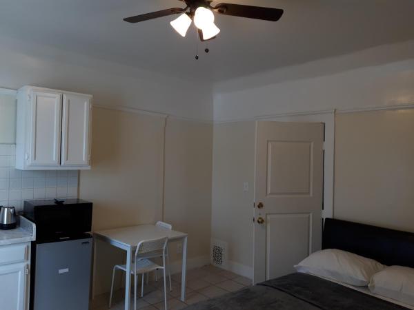 Pads on Pasadena Ave : photo 9 de la chambre studio lit queen-size de luxe 