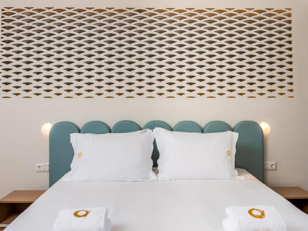 Onira Suite Dreams : photo 7 de la chambre villa harmony 2 chambres avec bain à remous - vue sur mer