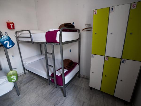 La Flamenka Hostel : photo 3 de la chambre lit dans un dortoir mixte de 6 lits
