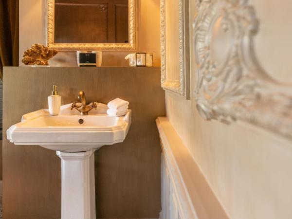 Castelsuites : photo 10 de la chambre suite deluxe