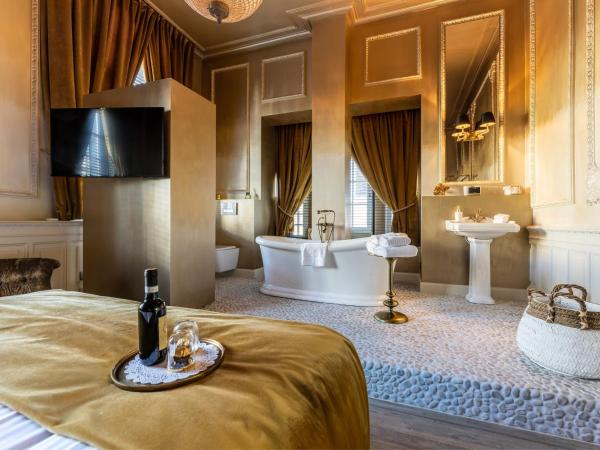 Castelsuites : photo 9 de la chambre suite deluxe