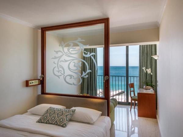 Mitsis La Vita : photo 2 de la chambre chambre lits jumeaux - vue sur mer