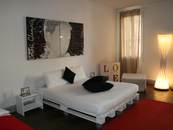 19 Borgo Cavour : photo 2 de la chambre chambre double - vue sur jardin
