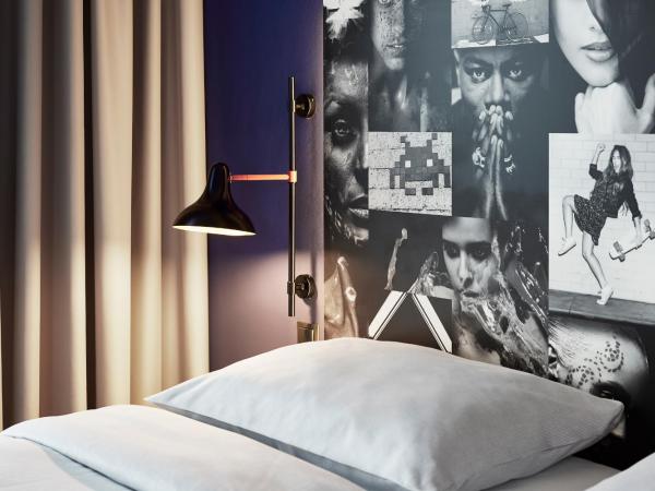 LÉGÈRE EXPRESS Leipzig : photo 2 de la chambre chambre lit queen-size