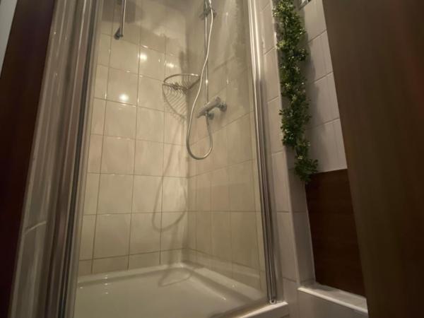 PREMIUM Hostel : photo 10 de la chambre lit dans dortoir de 8 lits