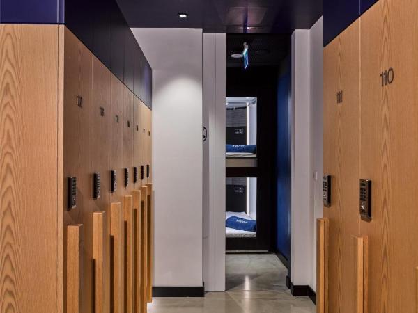 Kepler Club Sabiha Gökçen Airport - International Transit Area : photo 6 de la chambre cabine - réservée aux hommes