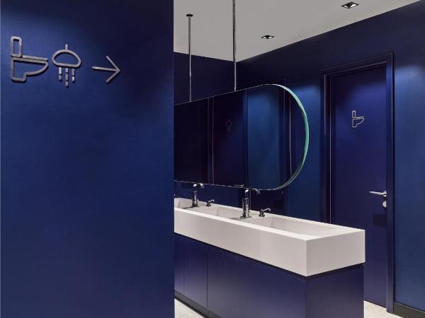 Kepler Club Sabiha Gökçen Airport - International Transit Area : photo 7 de la chambre cabine - réservée aux hommes