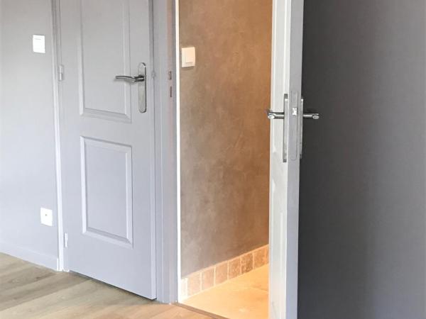 MAS DE LA FADETO : photo 6 de la chambre chambre double avec terrasse - vue sur montagne