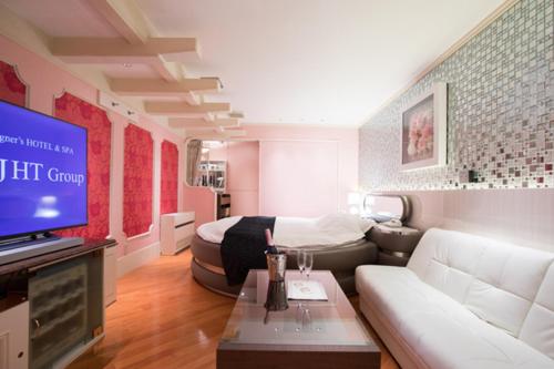 HOTEL PERRIER (Adult Only) : photo 1 de la chambre chambre standard lit queen-size