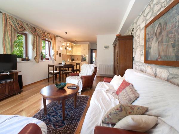 Villa Castello Rausch : photo 5 de la chambre appartement 1 chambre avec terrasse