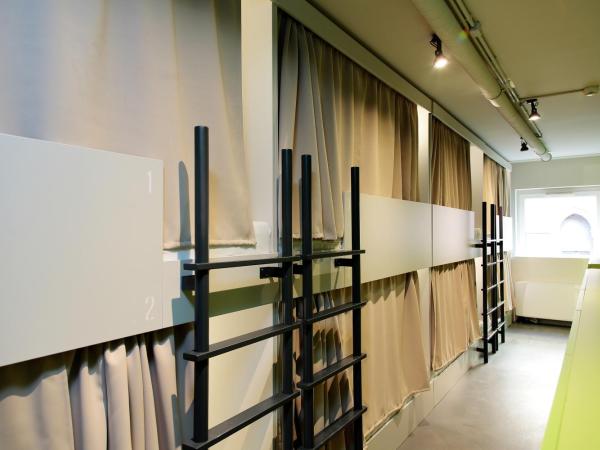 Maverick Urban Lodge : photo 3 de la chambre lit dans dortoir mixte de 8 lits 