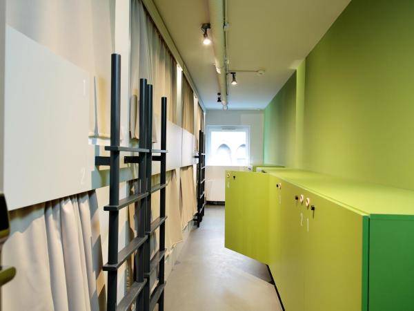 Maverick Urban Lodge : photo 2 de la chambre lit dans dortoir mixte de 8 lits 