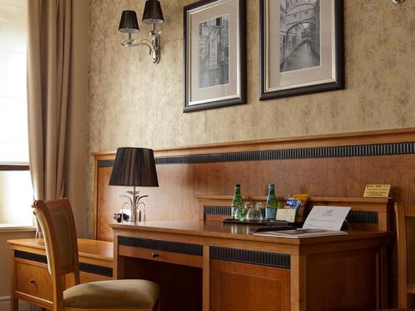 Zamek Topacz : photo 2 de la chambre standard double or twin room in oficyna building