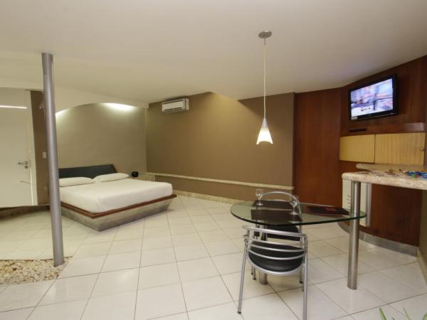 Raru's Motel Litoral Norte (Adult Only) : photo 3 de la chambre suite double standard
