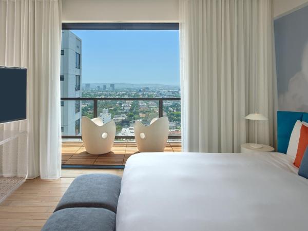 Mondrian Los Angeles in West Hollywood : photo 4 de la chambre loft skyview