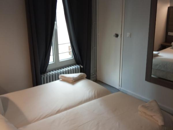 Hotel du Globe 18 : photo 3 de la chambre chambre lits jumeaux