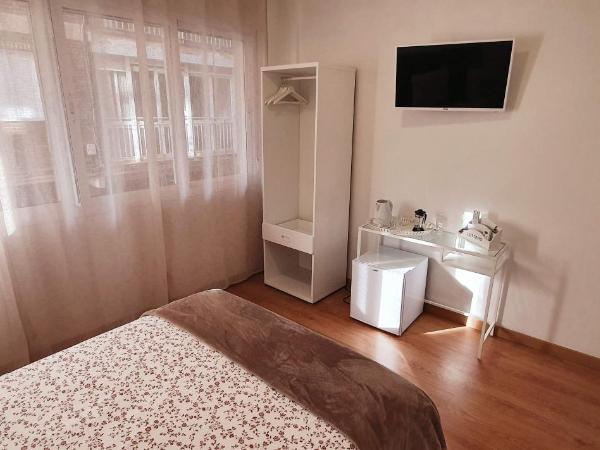 Fan Rooms Gálvez : photo 3 de la chambre chambre double supérieure